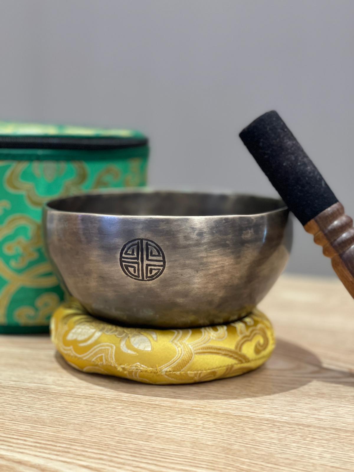 Nepal Handmade Full moon Singing Bowl 尼泊爾手工滿月頌缽