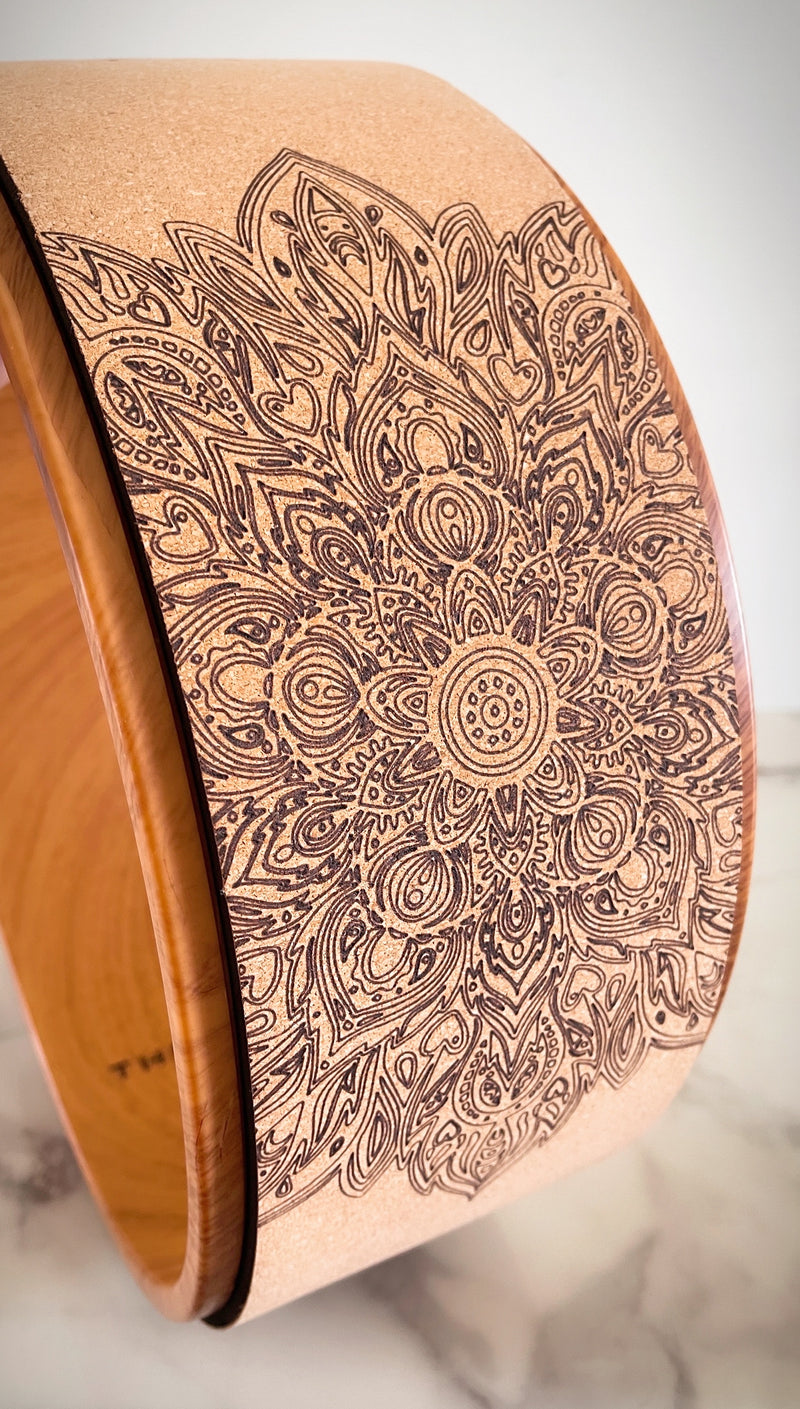 THE YOGI 高強度木紋內圈環保水松層瑜珈輪 - 曼陀羅圖案 Yoga Wheel Mandala Print on Cork Mat w/ Wood Effect Ring