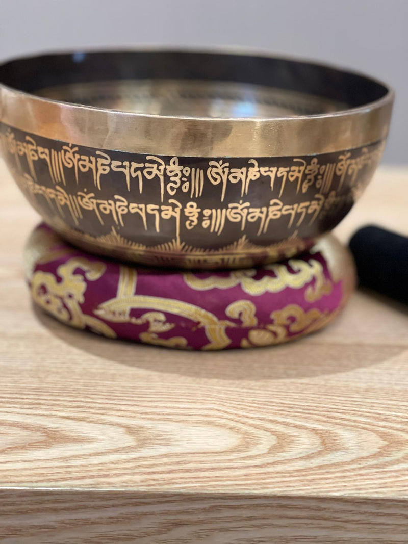 尼泊爾手工頌缽 Nepal Handmade Singing Bowl 濕婆神圖案 Lord Shiva Design Carving 8" 20cm